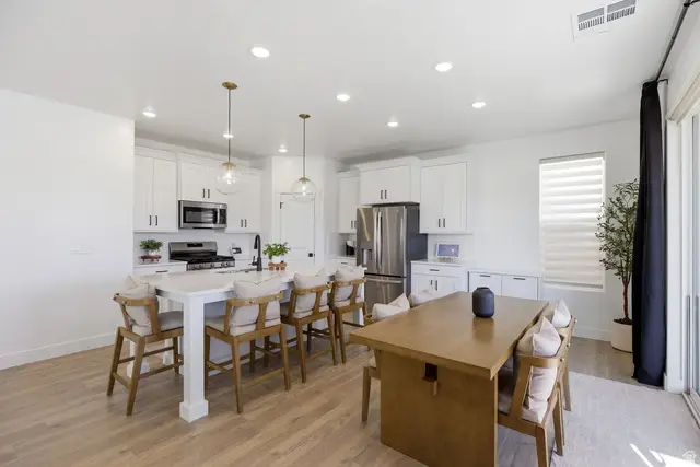 983 E Malibu Dr, Washington, UT 84780 - #1