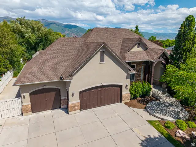 186 N Mountain Vistas Rd, Kaysville, UT 84037 - #3