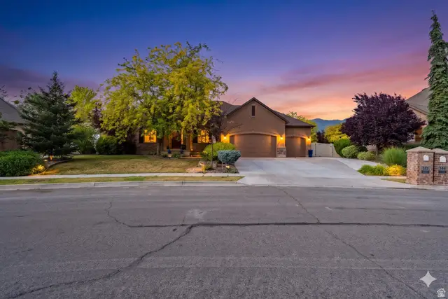 152 N Vista Dr, Kaysville, UT 84037 - #1