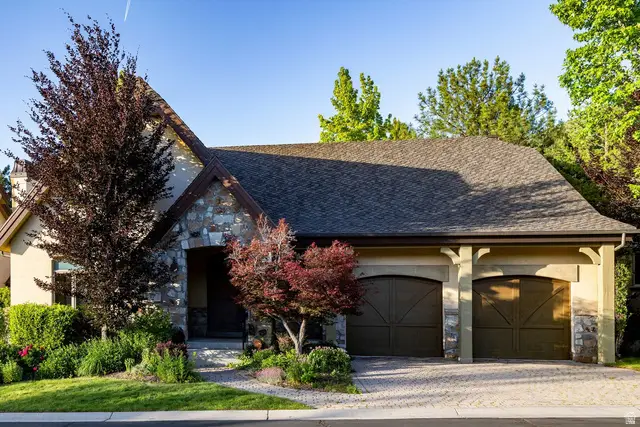 8371 S Via Riviera Way, Cottonwood Heights, UT 84093 - #2