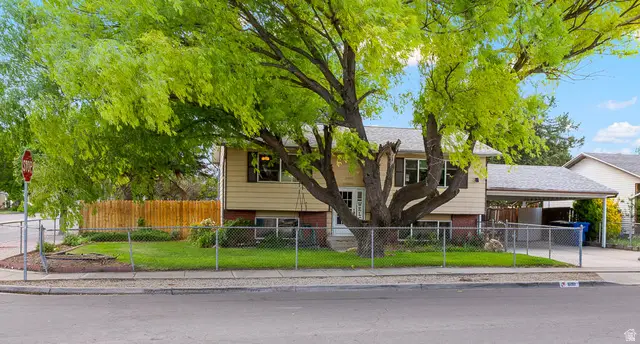 6190 S Country Dr, Taylorsville, UT 84129 - #2