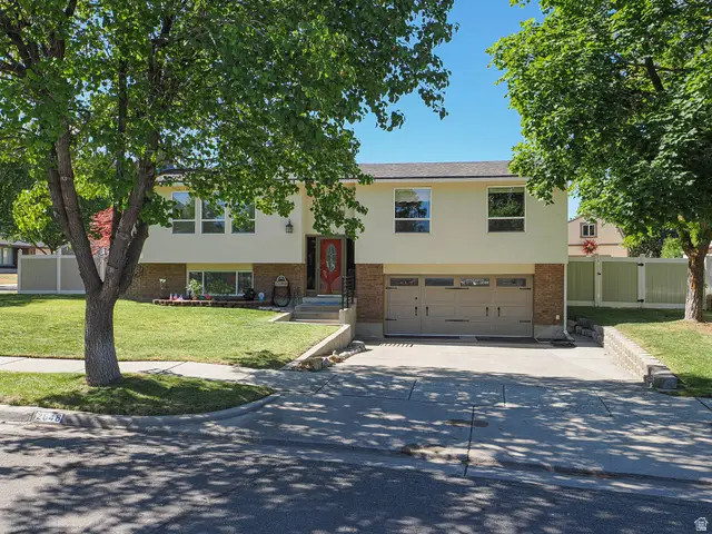 2648 E East Manor Dr, Cottonwood Heights, UT 84121 - #2