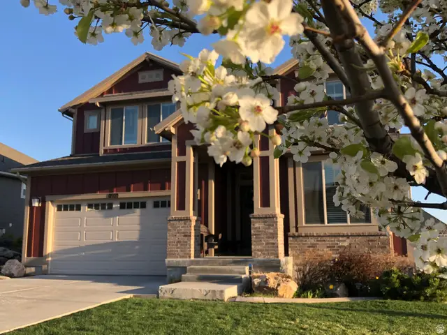 2056 E 1325 N, Layton, UT 84040 - #2