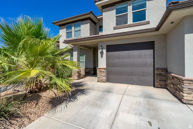 411 N Sage Crest Dr, Washington, UT 84780 - #3