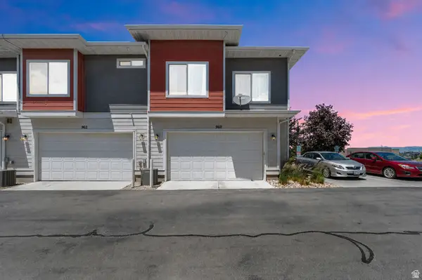 960 W Cyan Valley Way S, Bluffdale, UT 84065