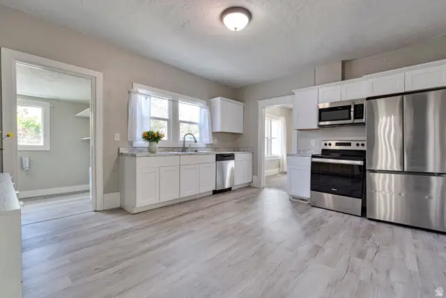 2825 S 9050 W, Magna, UT 84044 - #2