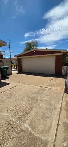 2033 W 5850 S, Roy, UT 84067 - #1