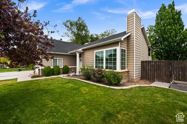 5633 S Crosspark Dr W, Taylorsville, UT 84123