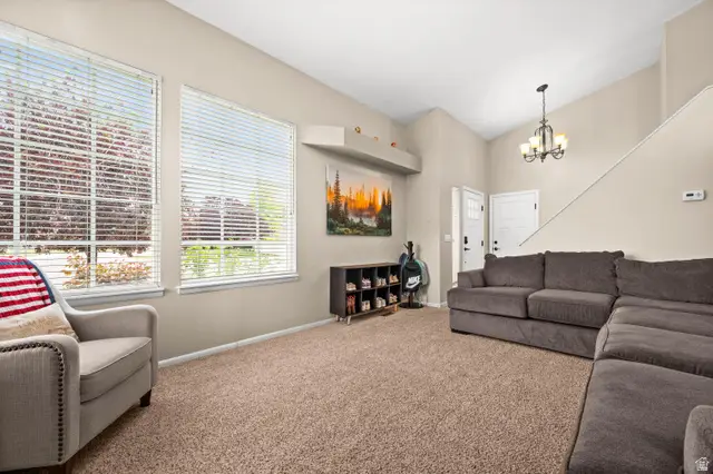 5633 S Crosspark Dr W, Taylorsville, UT 84123 - #2