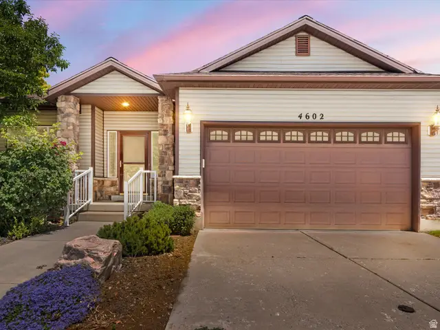 4602 S Hathaway Dr E, Roy, UT 84067 - #2