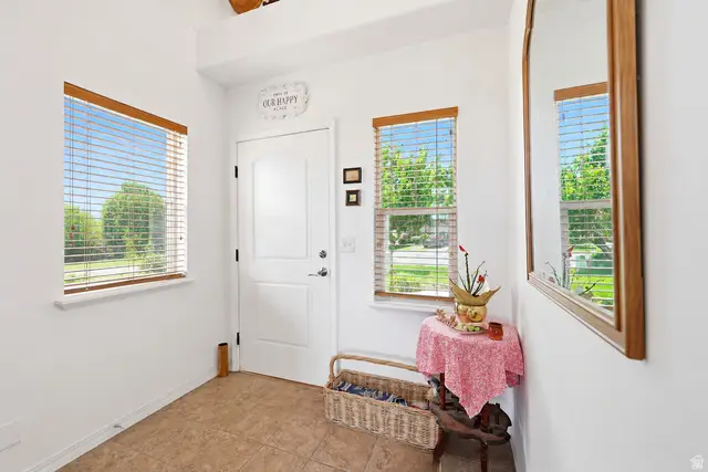 569 E 1540 S, Lehi, UT 84043 - #3