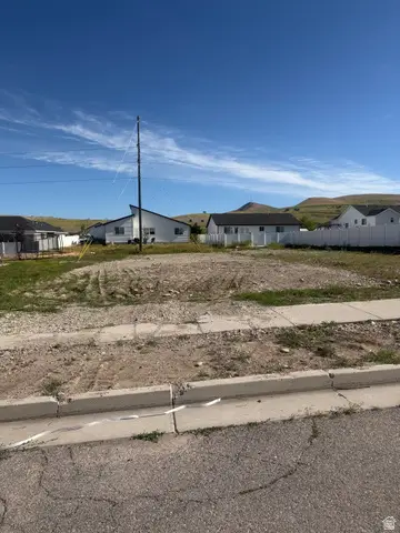 527 E 620 N, Smithfield, UT 84335