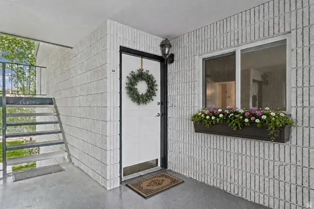 588 E Vine St S #2A, Murray, UT 84107 - #2