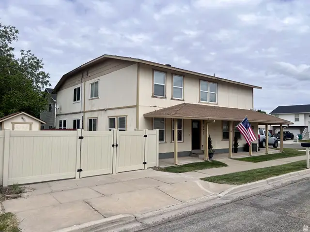 5421 S 2775 W, Roy, UT 84067 - #2