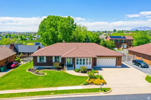 2561 E 2700 N, Layton, UT 84040 - #1
