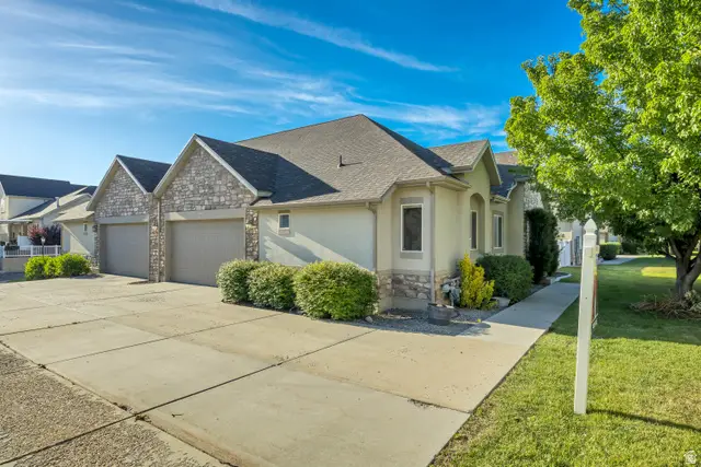 10843 S Wynview Ln, South Jordan, UT 84095 - #3