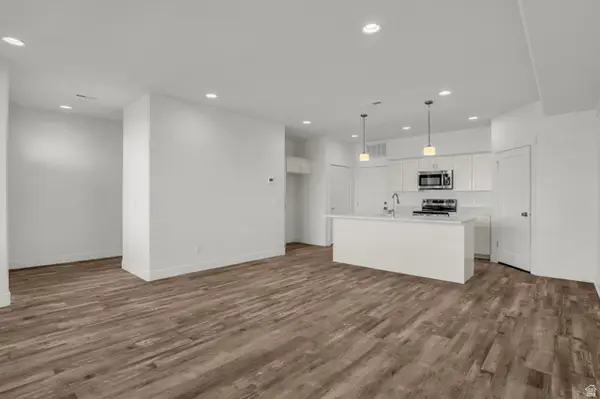 1661 W 2700 S #219, Syracuse, UT 84075