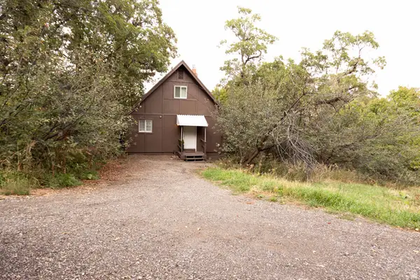 2562 N Viking Dr E, Eden, UT 84310