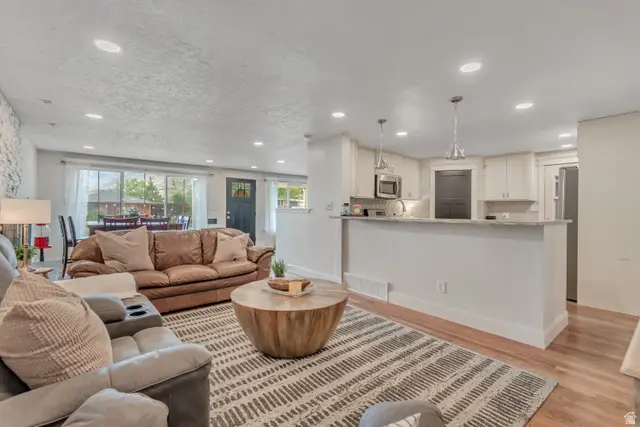 1380 E 330 S, Provo, UT 84606 - #3
