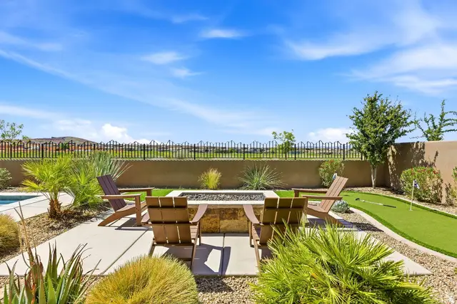 1451 W Shinnecock Dr, Saint George, UT 84770 - #2