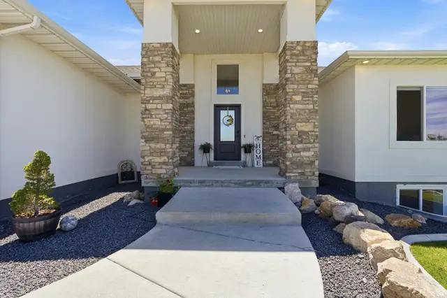 1222 E 300 S, Smithfield, UT 84335 - #3