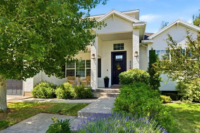 2176 W Legend Creek Ct, South Jordan, UT 84095 - #1