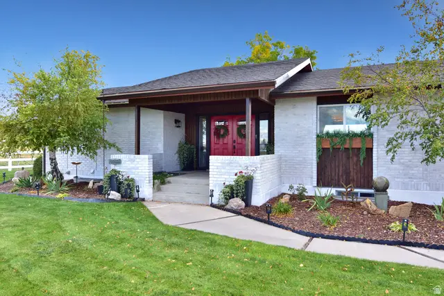 23274 S 8th St E, Downey, ID 83234 - #1