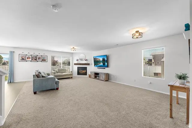 591 S Olive Pl W, Lehi, UT 84043 - #3