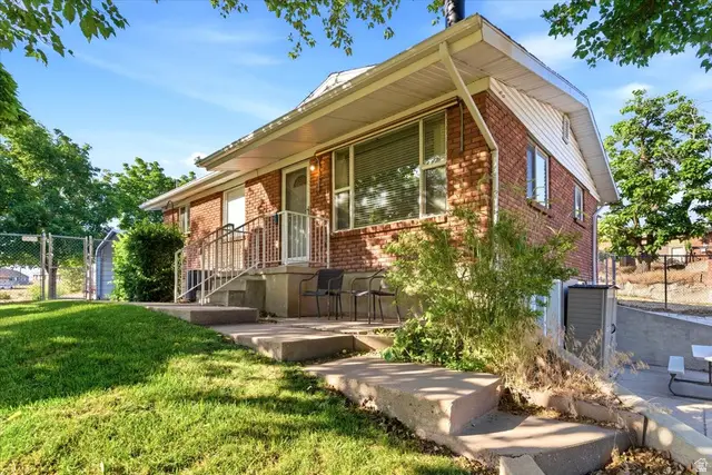 380 E 300 N, Clearfield, UT 84015 - #1