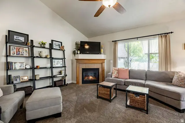 6716 W Hunter Crest Cir, West Valley City, UT 84128 - #3