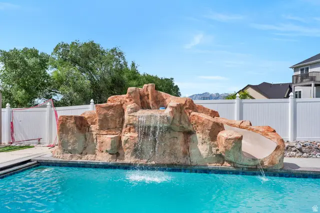 76 N Sunset Dr, Vineyard, UT 84059 - #3