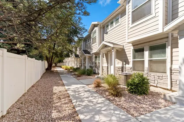 1173 W Shady Ln #8, West Haven, UT 84401 - #2