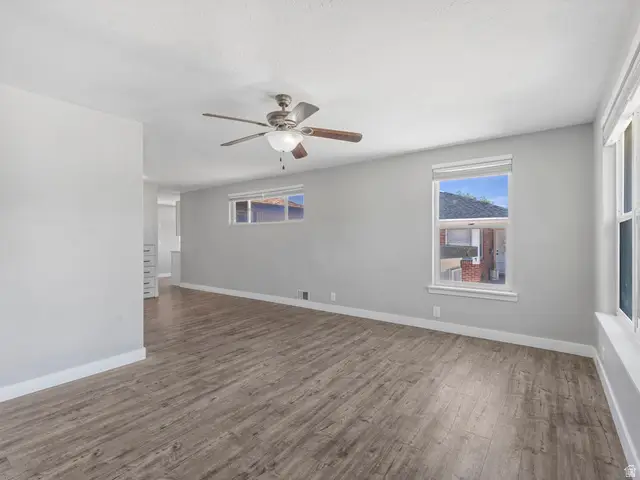 1057 Doxey St, Ogden, UT 84403 - #3