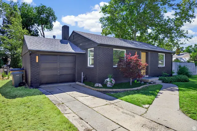 1126 S Redwood Dr W, Salt Lake City, UT 84104 - #2