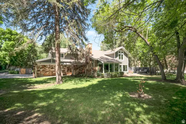 5076 S 2100 E, Holladay, UT 84117