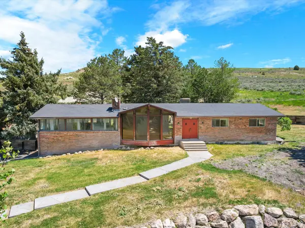 15680 N Beaver Dam Rd, Collinston, UT 84306