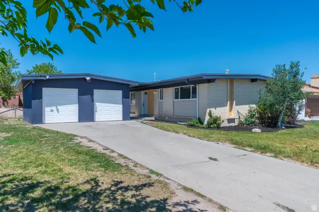 3090 W Winchester Dr, West Valley City, UT 84119 - #2