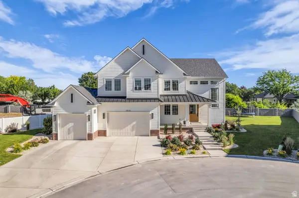 11674 S Myers Park Ln, Riverton, UT 84065