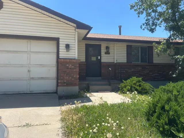 995 W River Point Cir, Murray, UT 84123 - #1