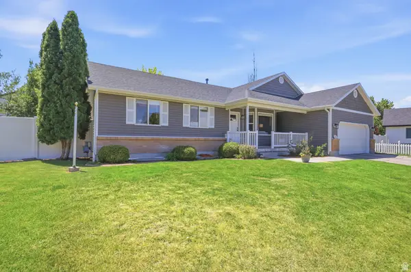 832 E Cedarview Cir N, Tooele, UT 84074