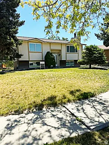 5503 S Westside Cir W, Kearns, UT 84118