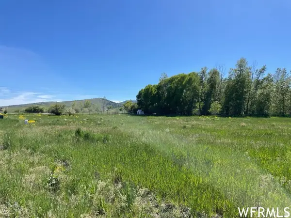 43 N 395 St W #4, Garden City, UT 84028