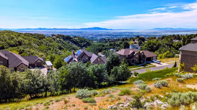 1735 S Temple Ct E #203, Bountiful, UT 84010 - #3