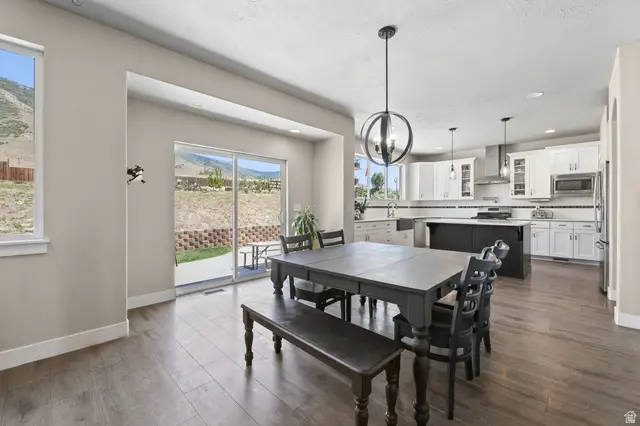 7816 Buckhorn Rd, Lake Point, UT 84074 - #2