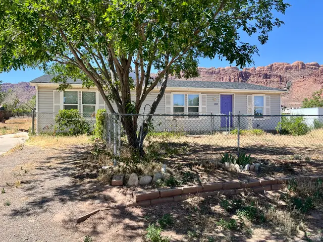 1430 E Huntcreek Dr, Moab, UT 84532 - #1