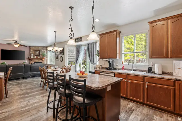 5461 W Woodcroft Ln, Herriman, UT 84096 - #3