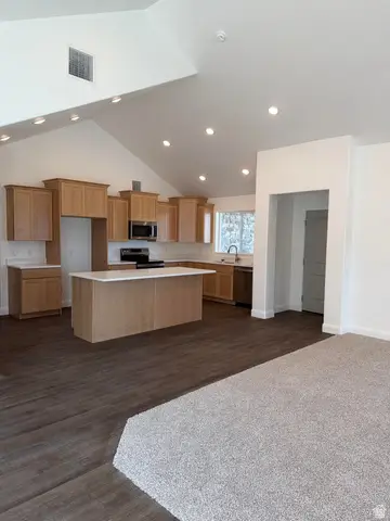 208 E 850 N #A, Tooele, UT 84074 - #3