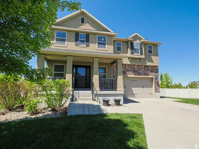 879 W Saddlebrook Dr, Kaysville, UT 84037 - #3