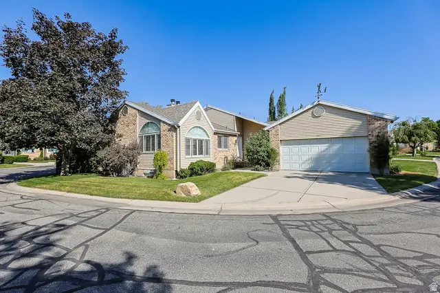 6487 S Tanner Way, Murray, UT 84121 - #1