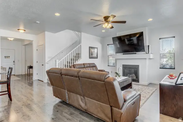 242 E Echo Ledge Dr, Saratoga Springs, UT 84045 - #3